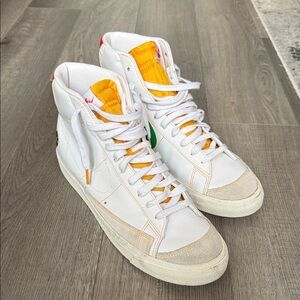Nike Blazer Mid Sneakers
